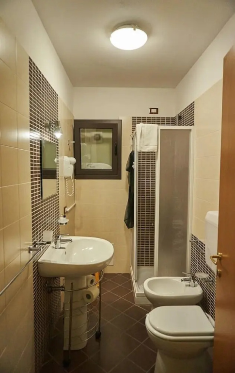 Comfort room