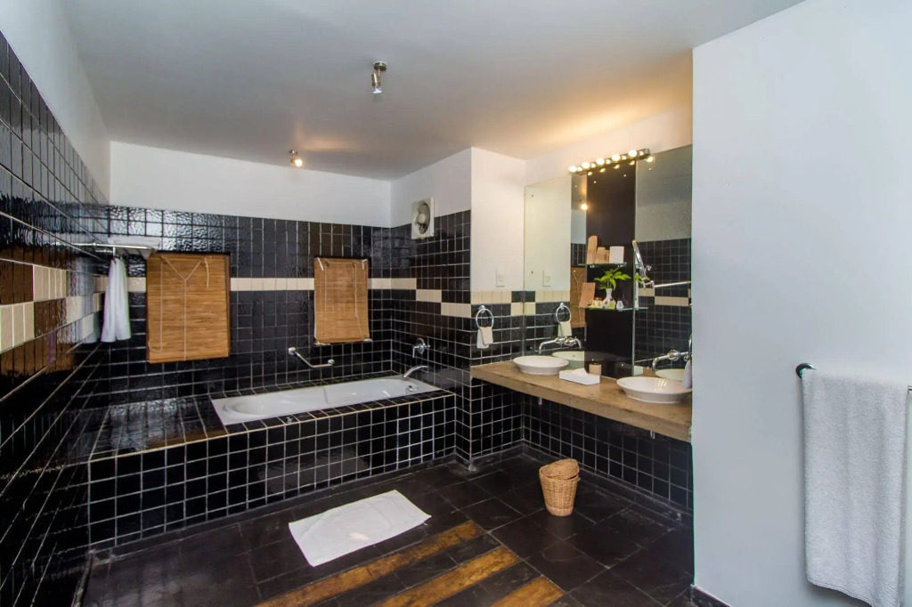 The Elephant Corridor Hotel - фото 10