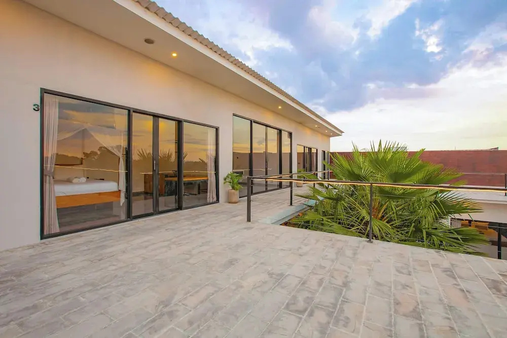 Villa MJ Modern 4BR with Pool & Rooftop