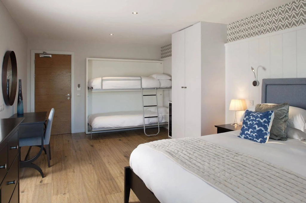 St Moritz Hotel - Général