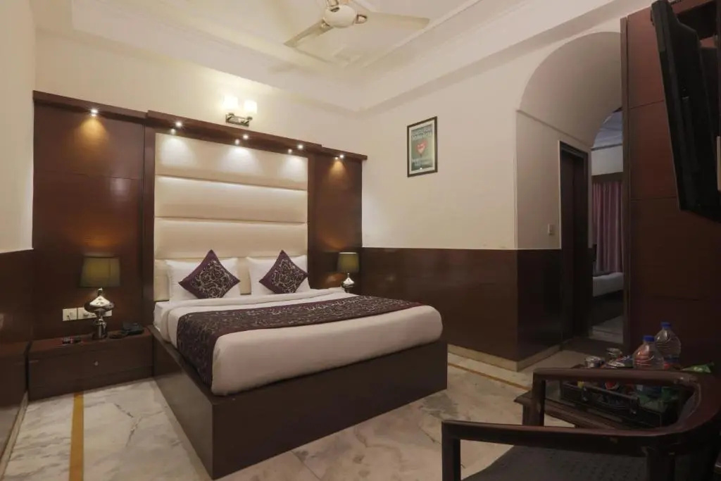Bedroom