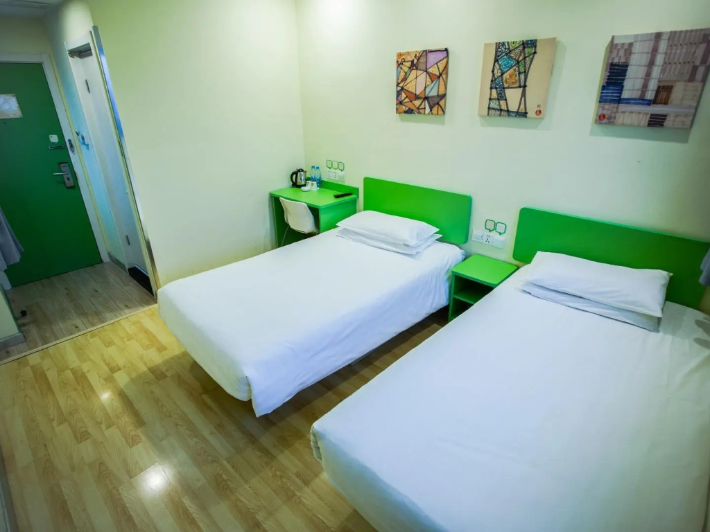 Standard Double room (twin beds)