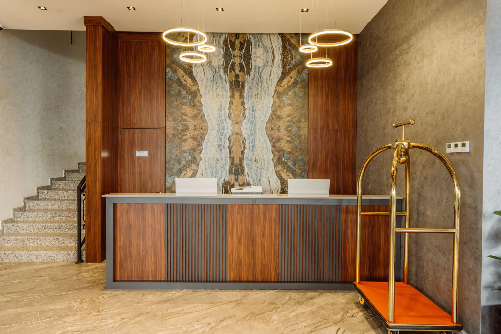 Отель Best Western Plus «Батуми» — фото