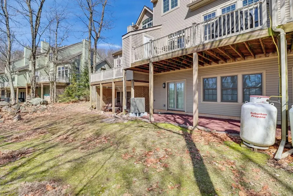 Community Perks & Deck: Lake Harmony Townhome!