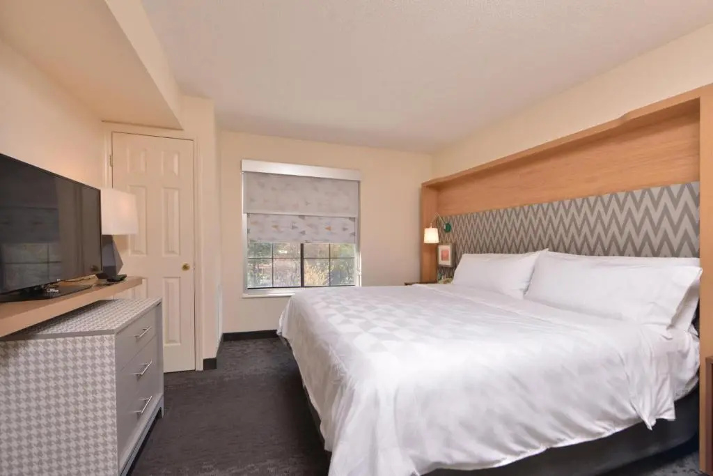 Holiday Inn Hotel & Suites Raleigh / Cary by IHG - Chambres