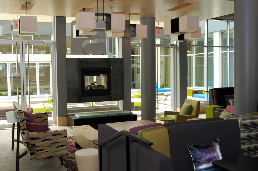 Aloft by Marriott Montreal Airport - Général