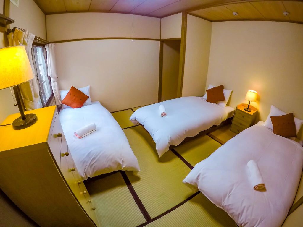 Triple room