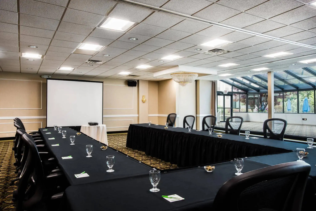 Holiday Inn Hasbrouck Heights-Meadowlands by IHG - Général