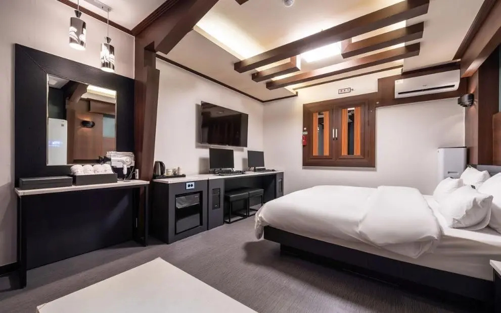 Premium room