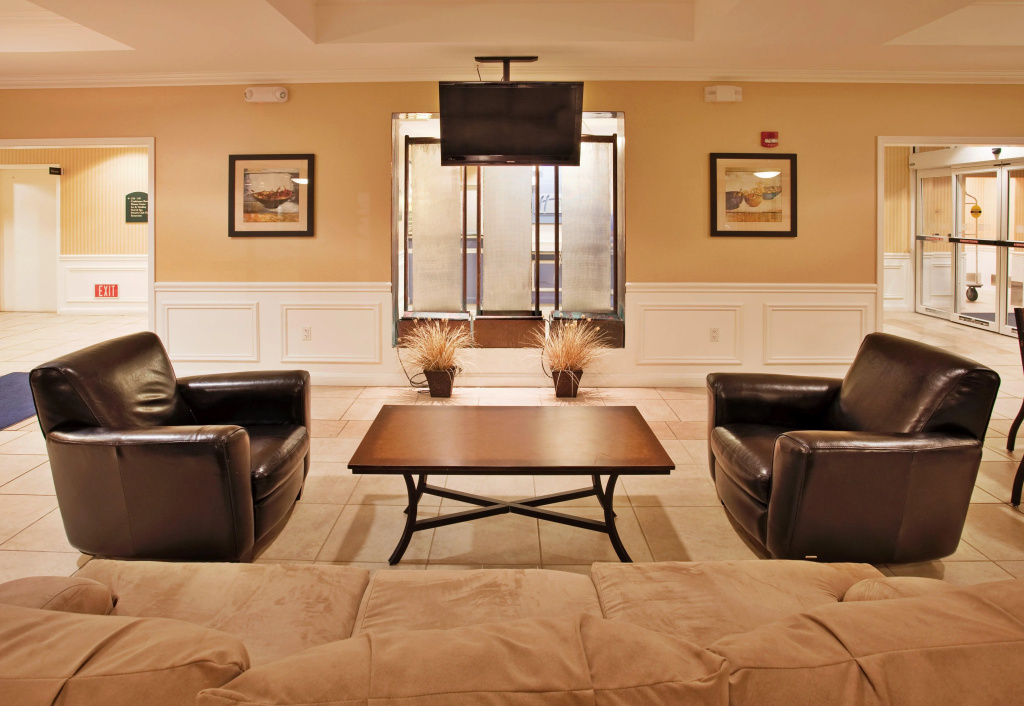 Lobby & Reception