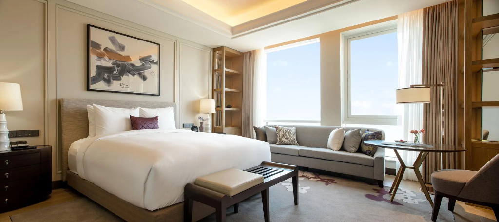 Deluxe Double room (full double bed)
