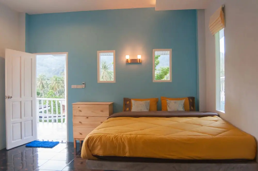1 Bedroom Bungalow with balcony and with mountain view