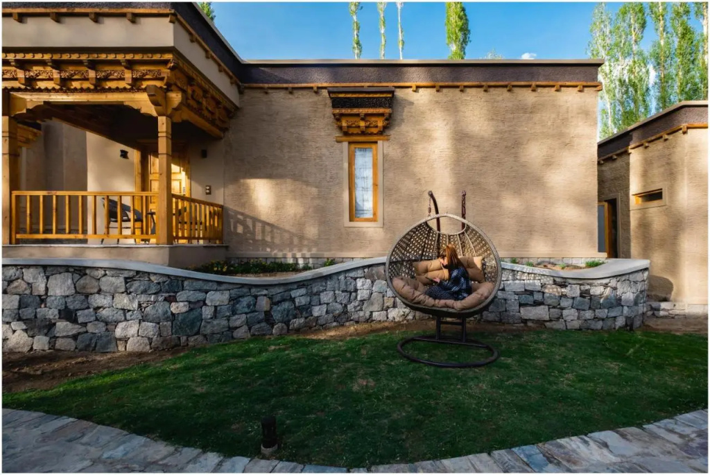 essence AT LADAKH