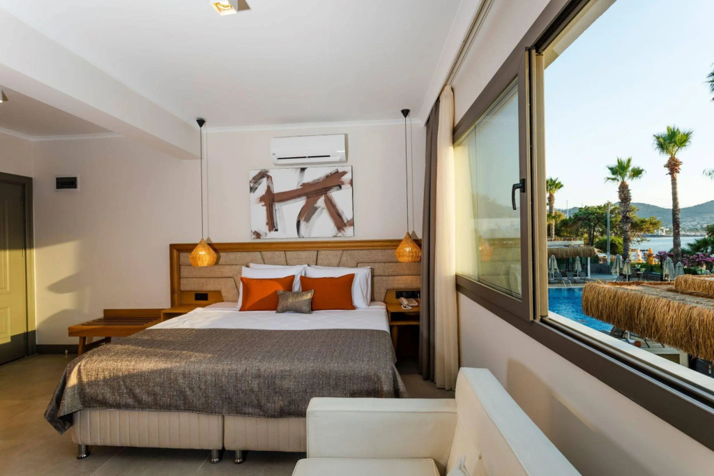 Yalıpark Beach Hotel — фото