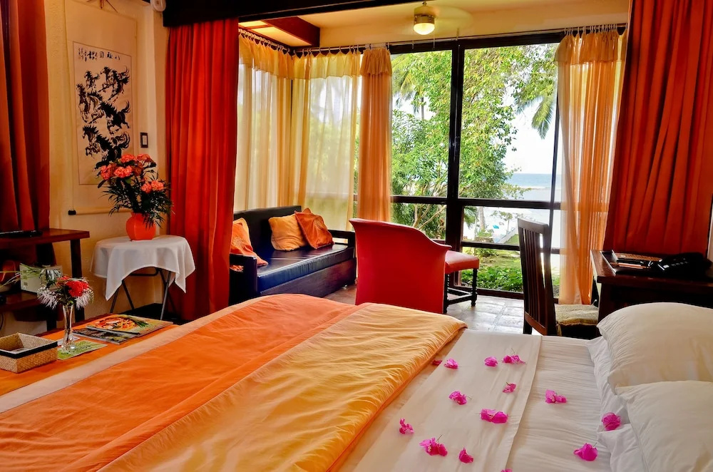 Premier Double room with balcony and with view (full double bed)