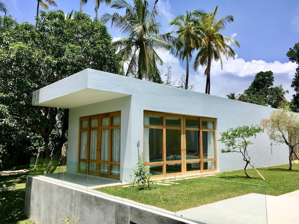 UYANA pure indulgence