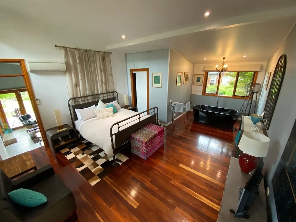 Double Villa with view (full double bed)