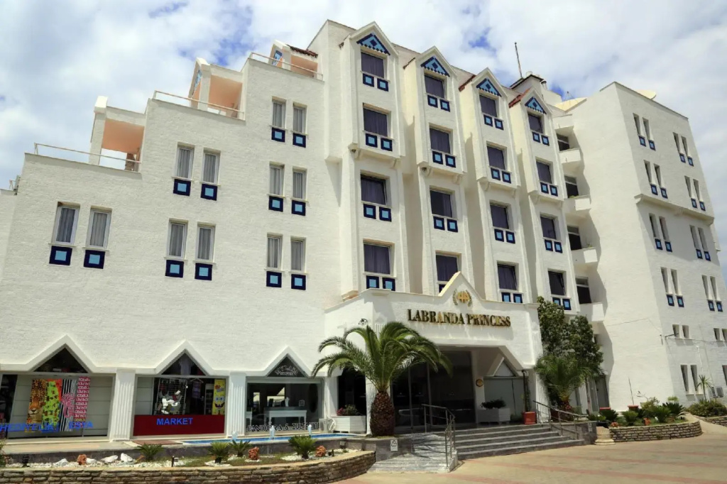 Roseira Beach Resort