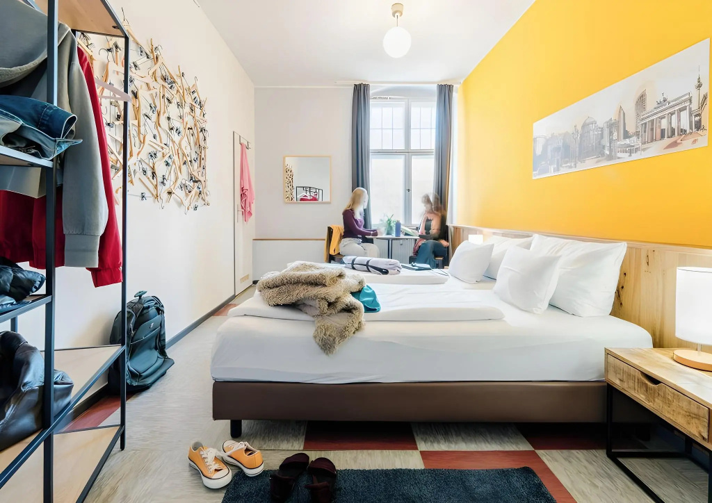 Отель Three Little Pigs Hostel Berlin в Берлине
