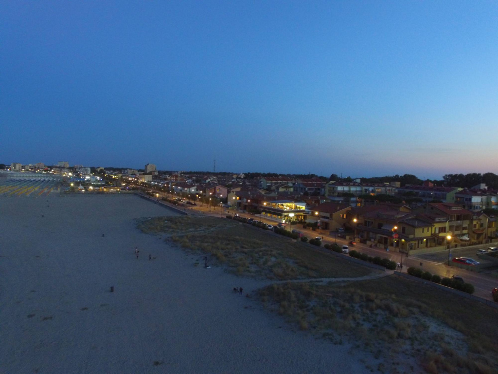 Beach & Waterfront
