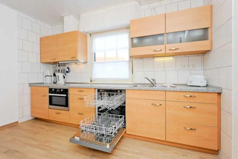 3 Bedrooms Apartment