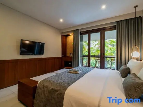 Japa Suites & Villas