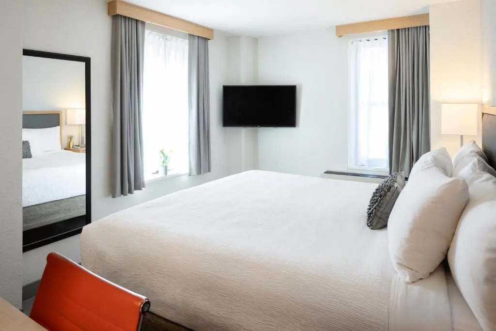 Hotel Saint Clair- Magnificent Mile - Chambres