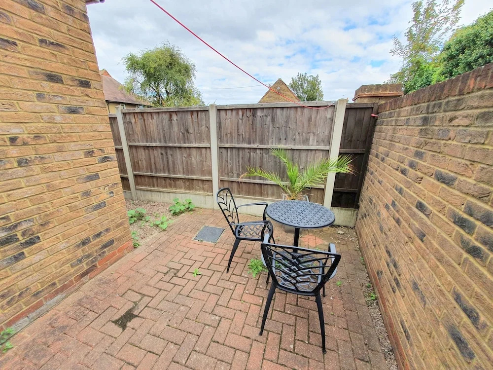 2-bedroom House Near Town With Superfast Wi-fi