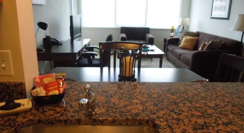 Crystal Quarters Furnished Apartments- Concord - Général