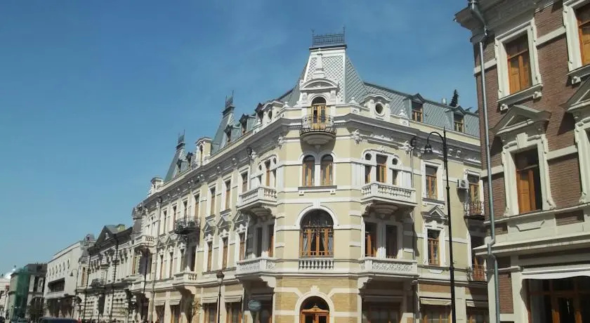 Alme Hotel