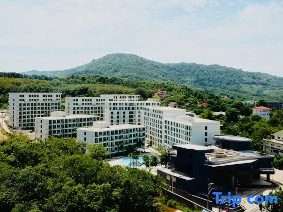 *Splash & Sea: Family Fun Resort Stay C137