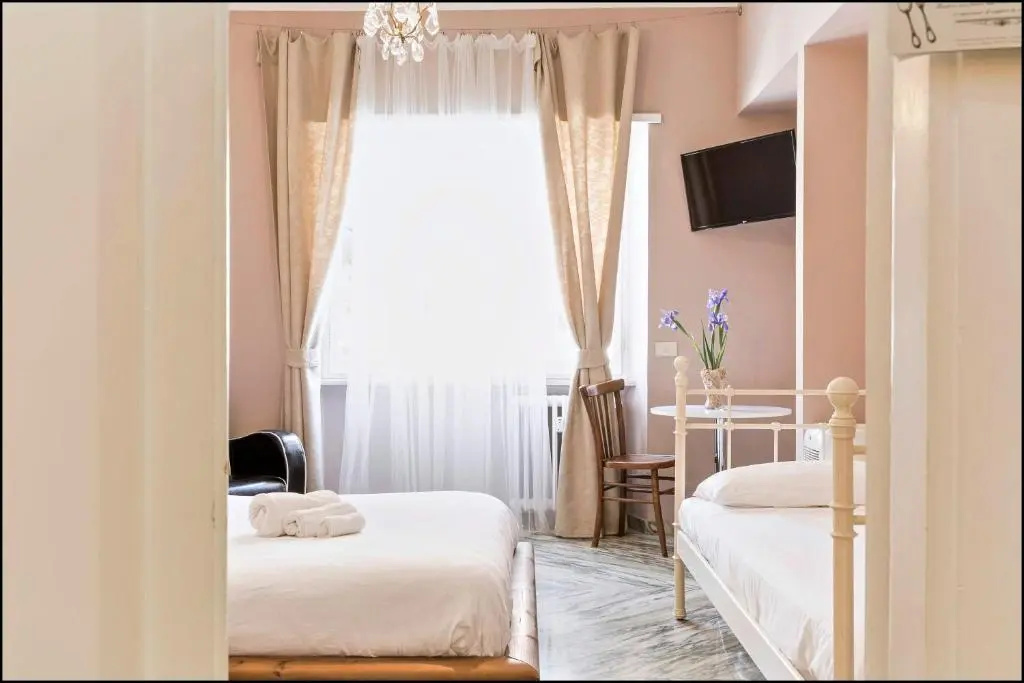 Triple room