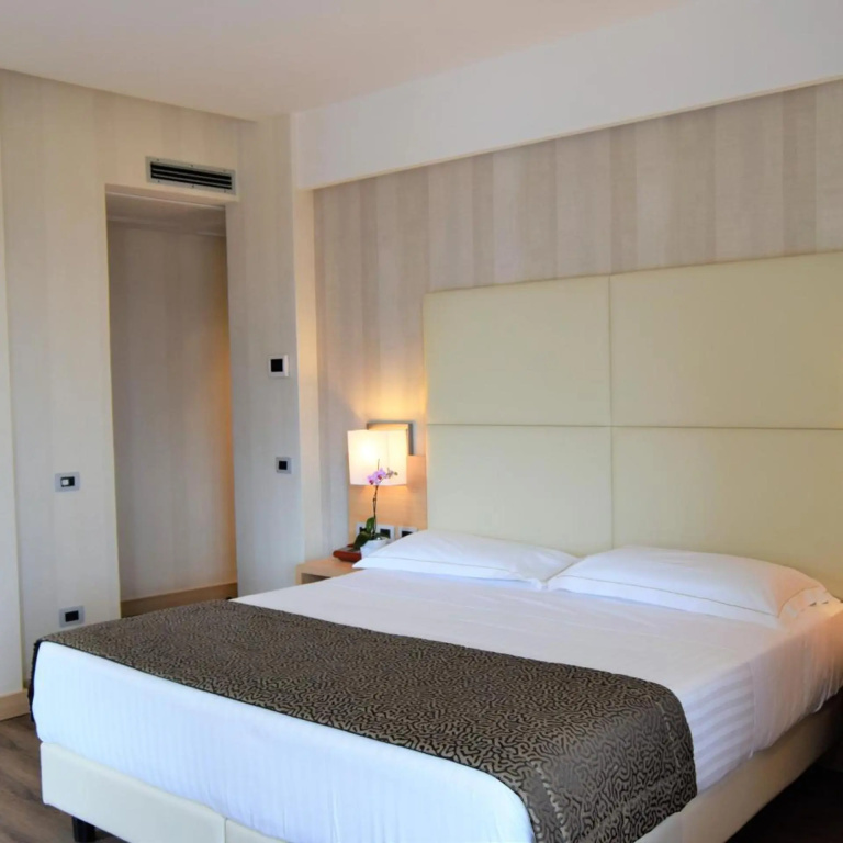 Hotel photo 37