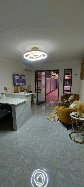 Homes of Ace Airbnb - фото 9