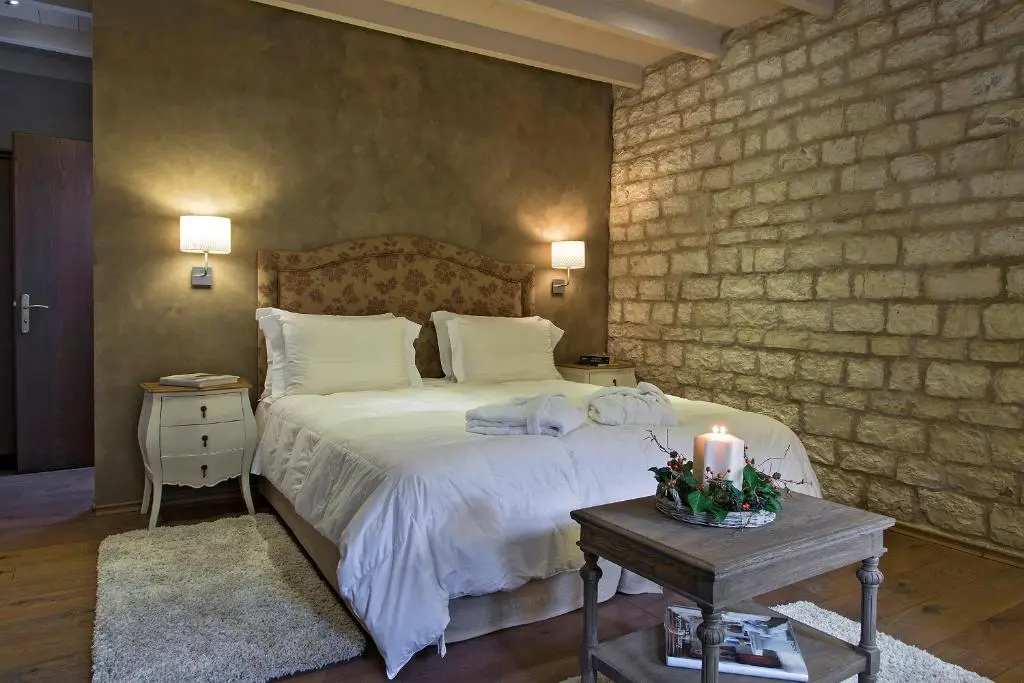 Superior with Fireplace Double room with forest view (full double bed)