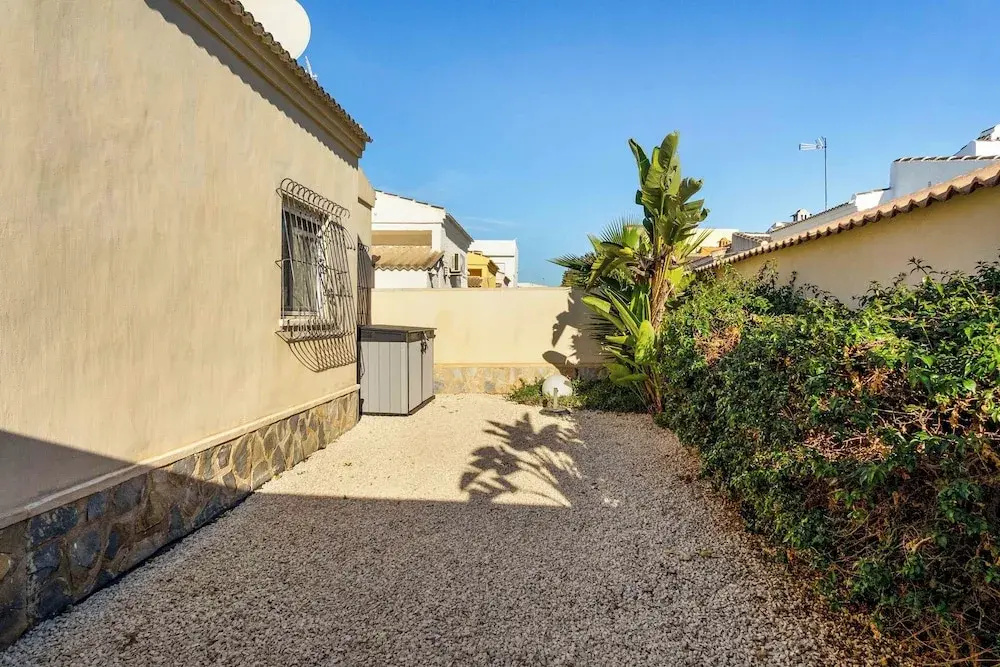 House With Private Pool