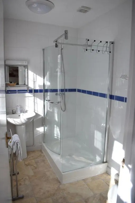 Clifton Bridge Guesthouse - Chambres