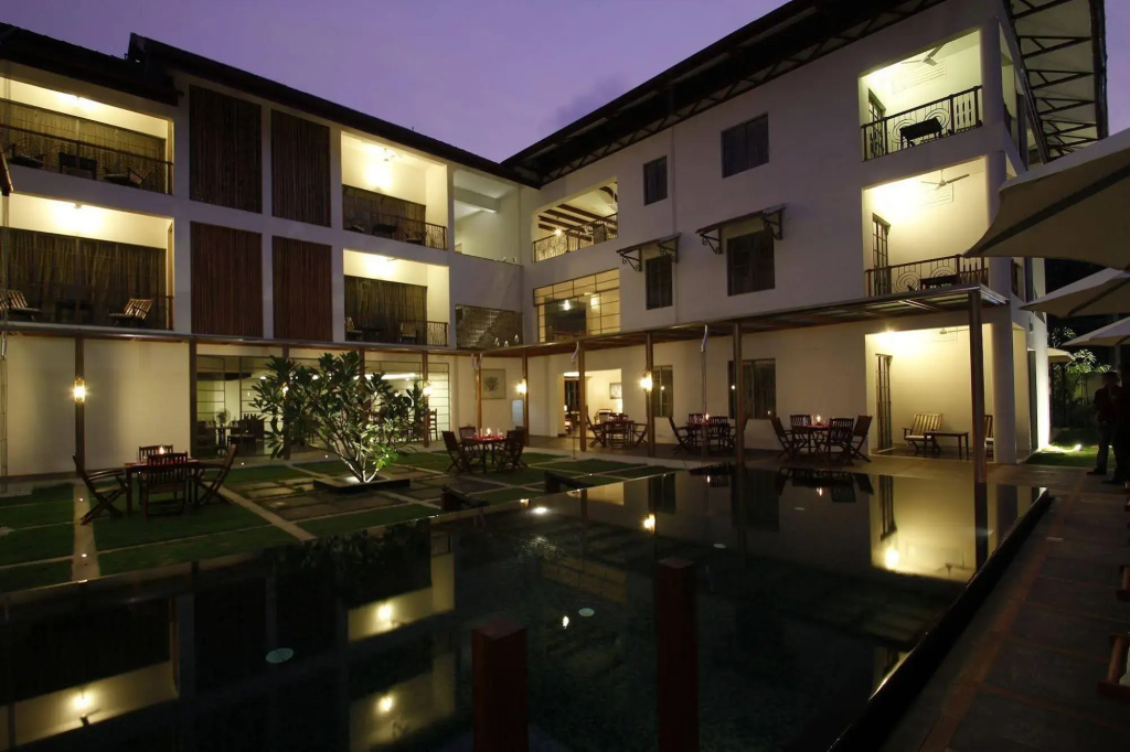 Eighth Bastion- Cgh Earth
