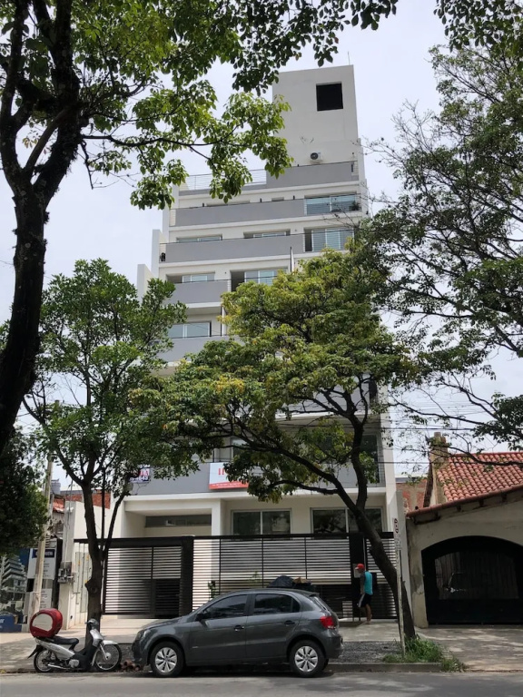 Deluxe 2bedr Apartment With Balcony