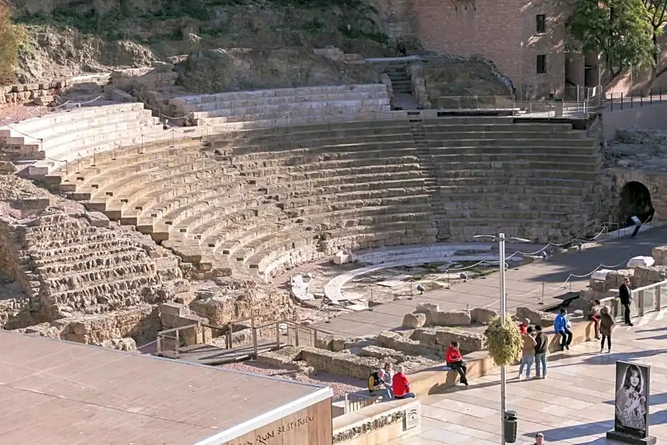 Teatro Romano 4 & 5