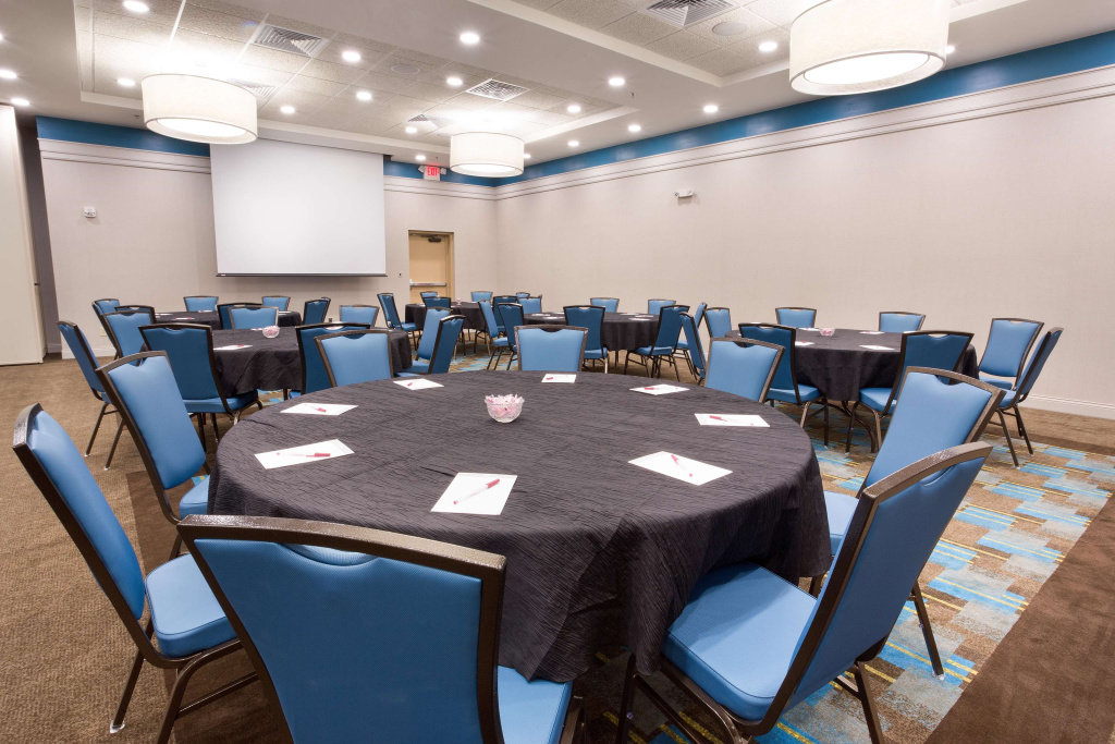 Drury Inn & Suites Burlington - Général