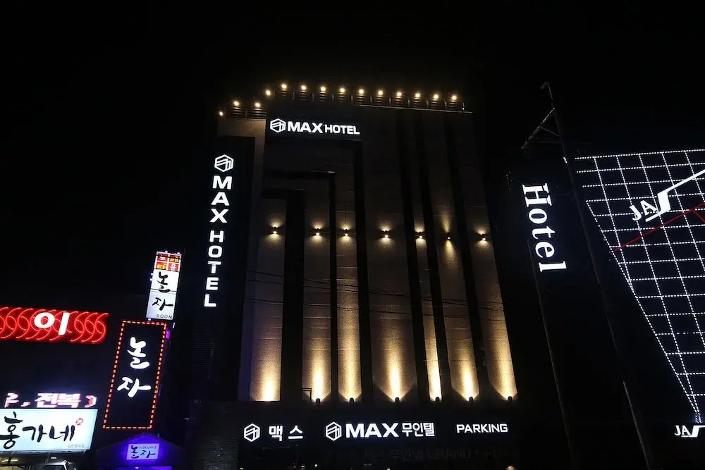 Hotel photo 16