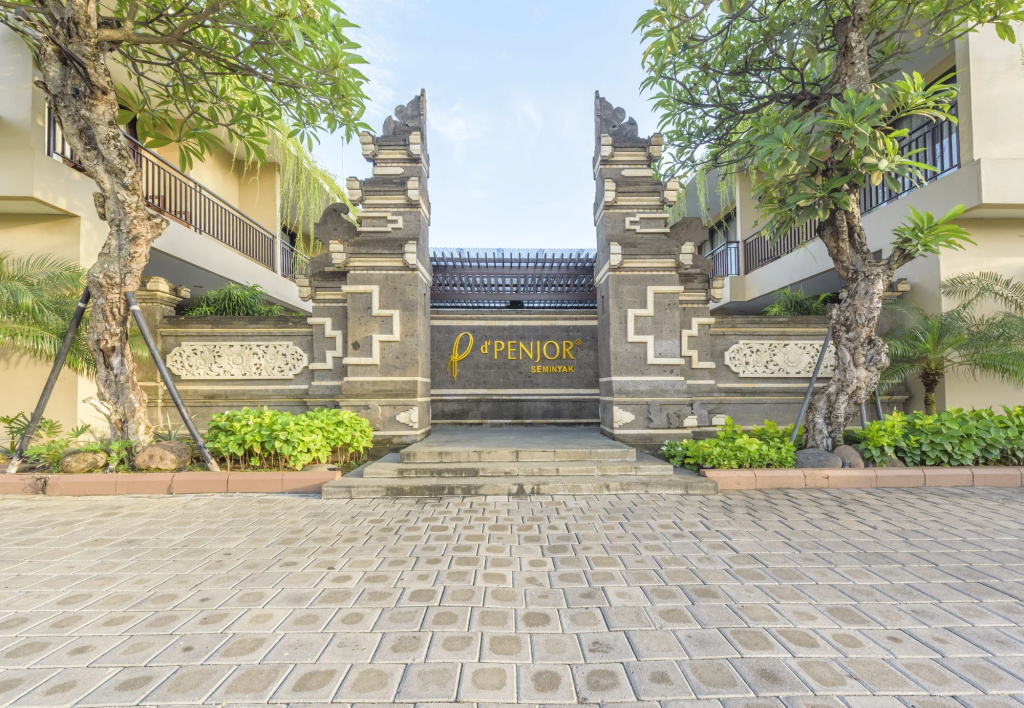 d'Penjor Seminyak Hotel — фото