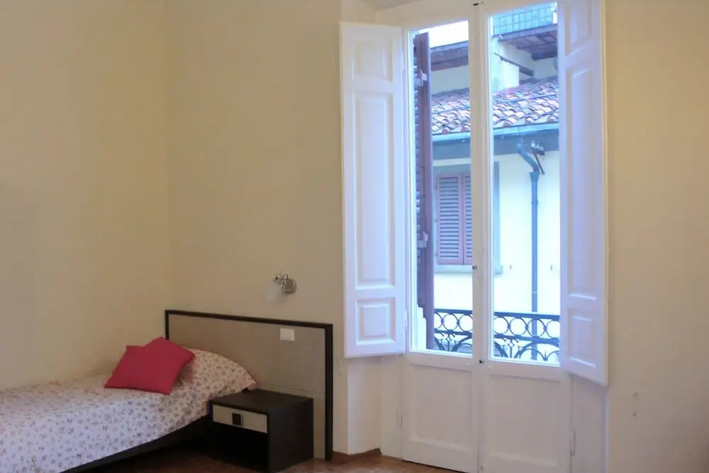 Standard Triple room with balcony
