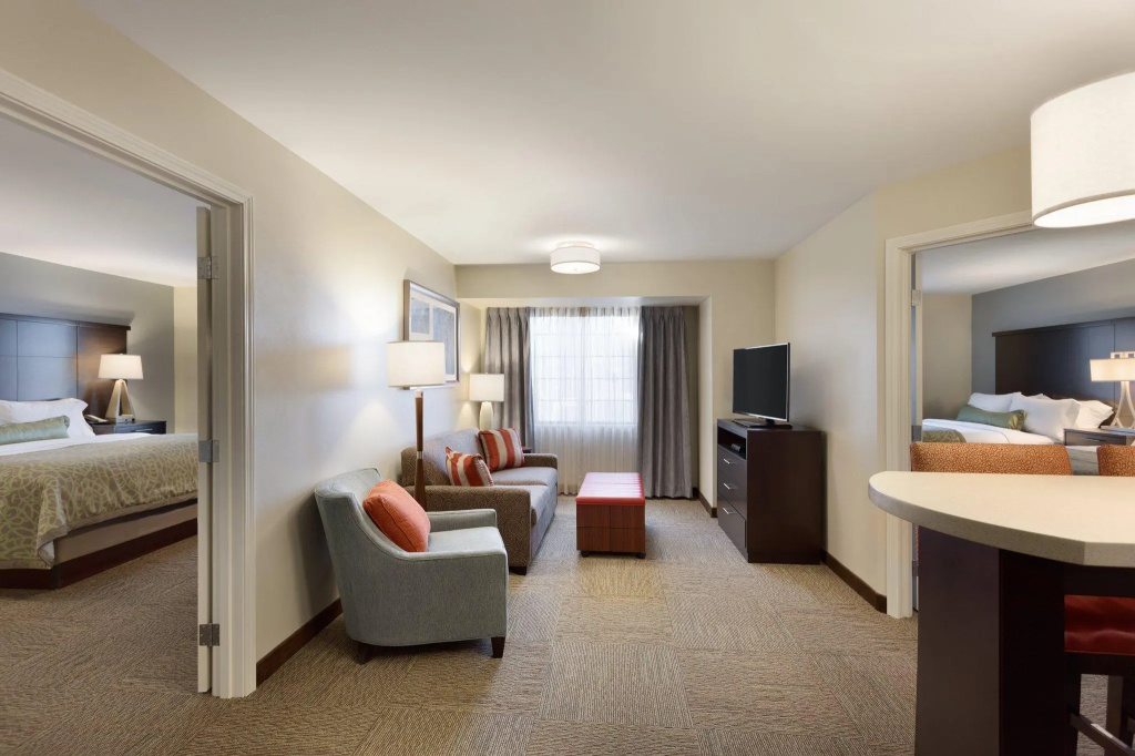 Staybridge Suites Midland by IHG - Chambres