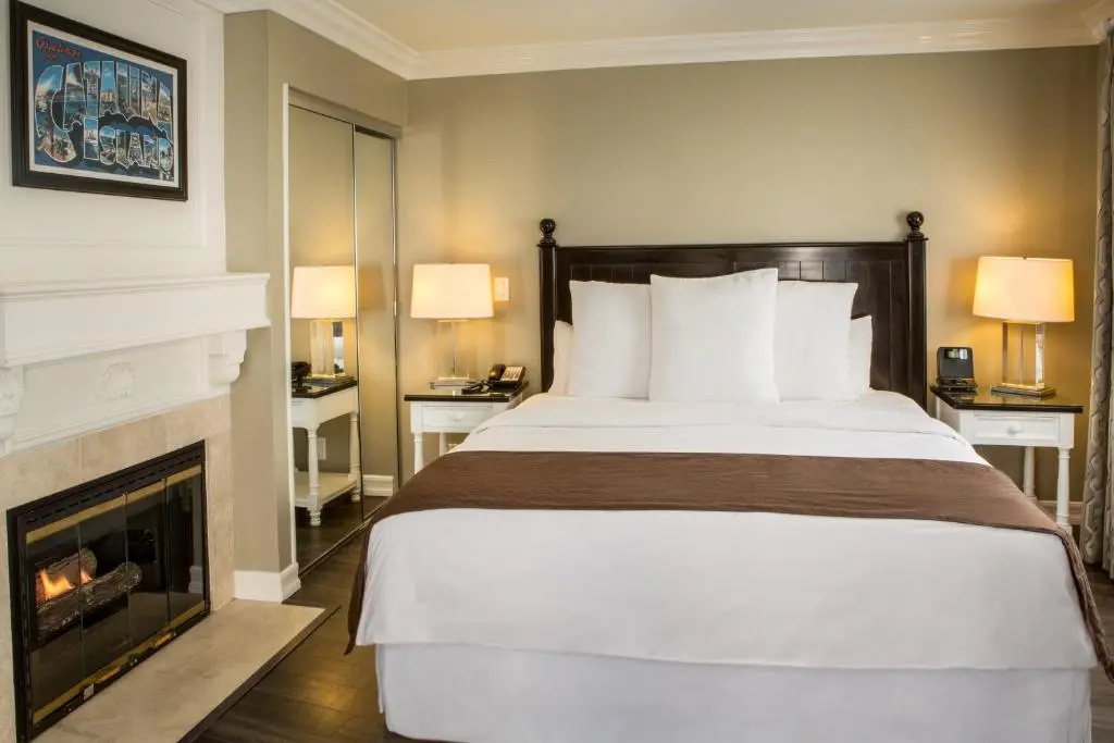 Superior Double room (full double bed)