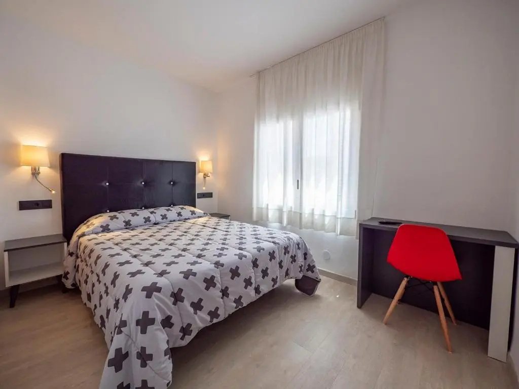 Standard Double room (full double bed)