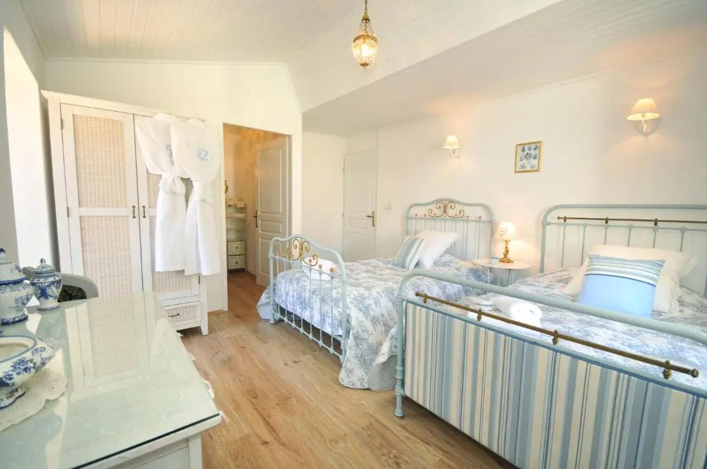 Standard Double room with balcony (twin beds)