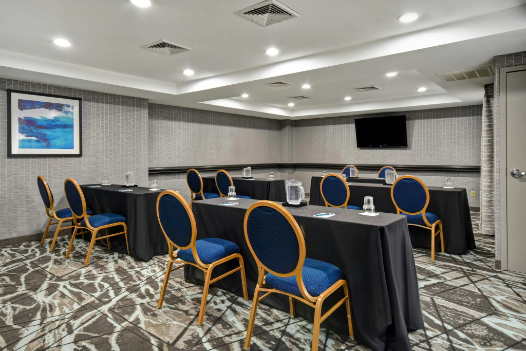 Homewood Suites by Hilton Edgewater - Général