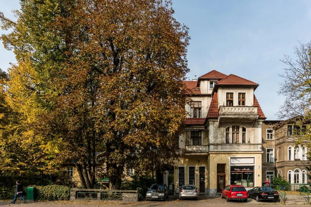 Sanhaus Apartments - 13 Chopina Street